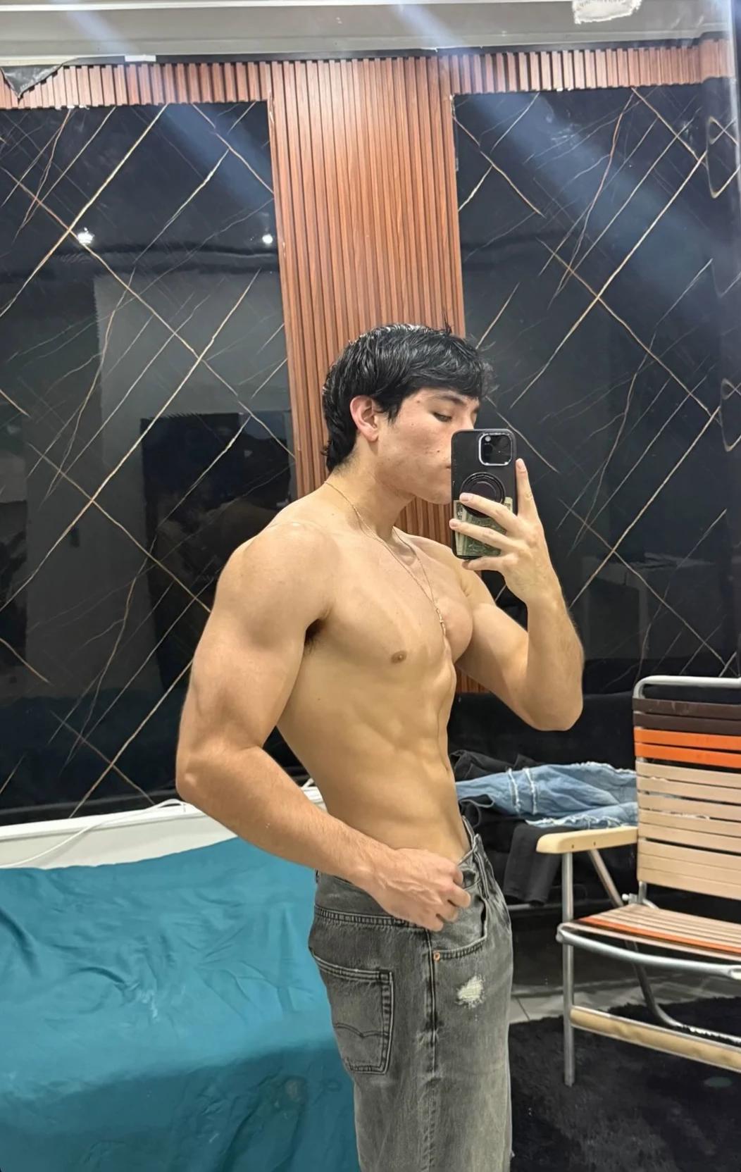 Aaron thumbnail