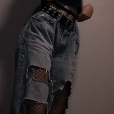 Vivian “Vivi” (wlw) (gl)  thumbnail