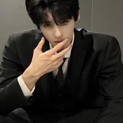 Alex thumbnail