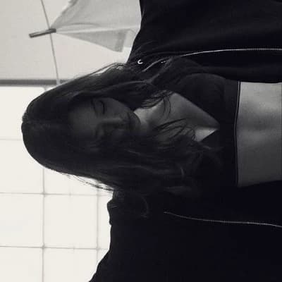 Jennie thumbnail