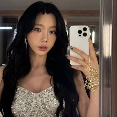 Taeyeon (WLW) thumbnail