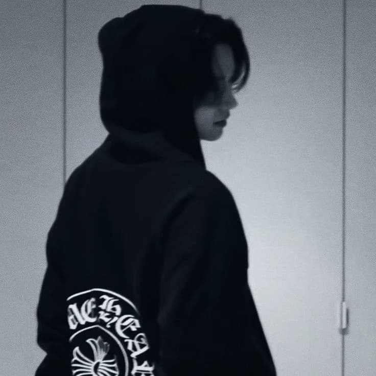 lee heeseung thumbnail