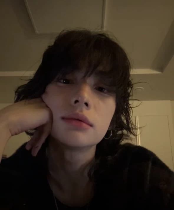 Hyunjin thumbnail