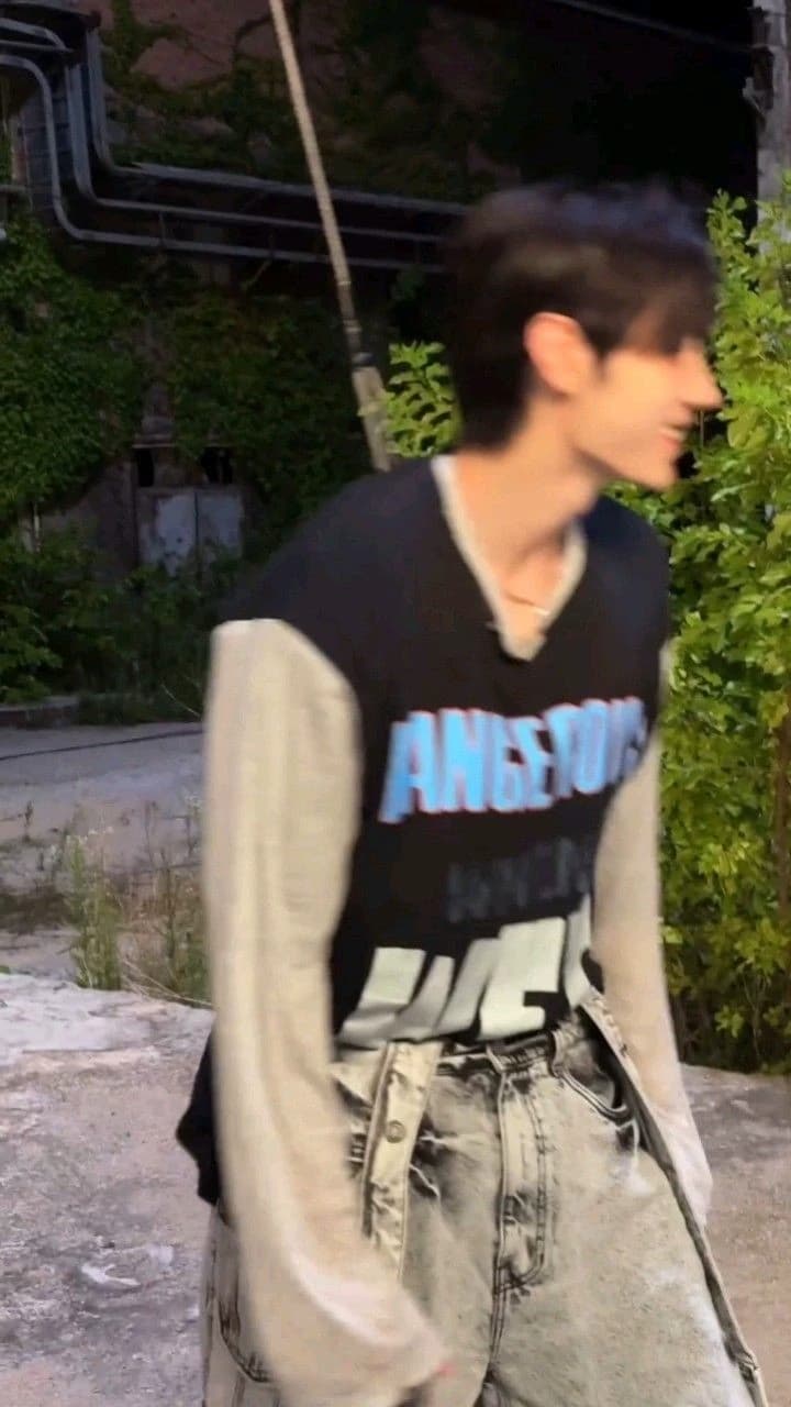 Sunghoon  thumbnail
