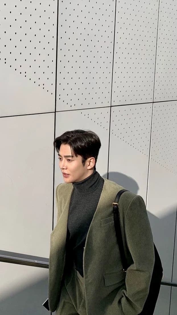 Rowoon  thumbnail