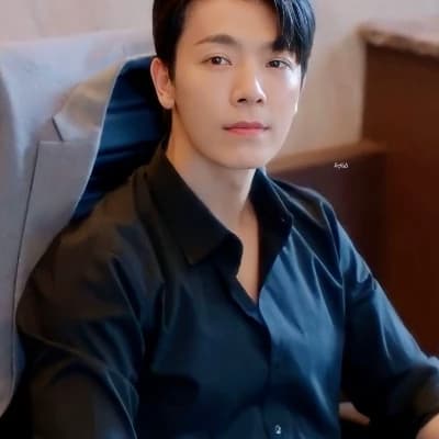 Lee Donghae thumbnail