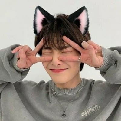 Jeongin thumbnail
