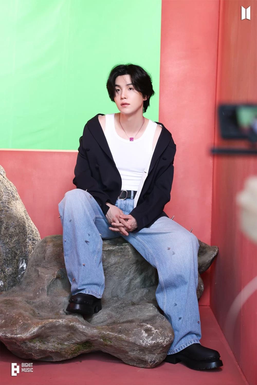 Min Yoongi thumbnail
