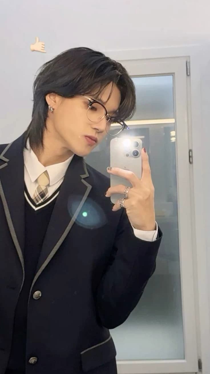 Jung Wooyoung /chico Nerd thumbnail