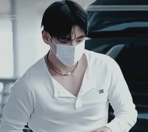 Kim Taehyung  thumbnail