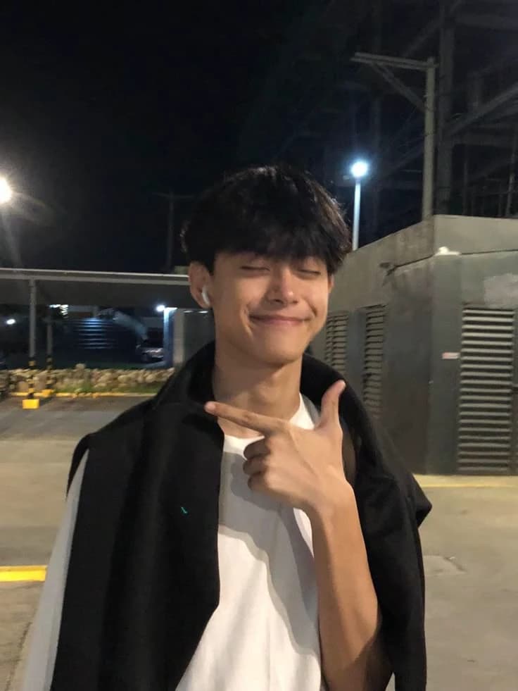 Alex (Filipino)  thumbnail