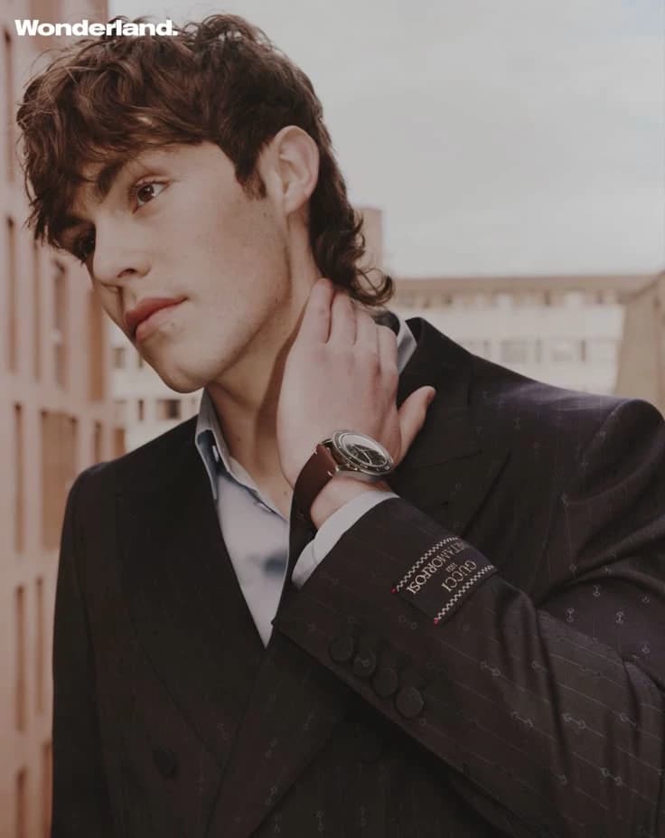 Ethan Landry ~🖤💼 thumbnail