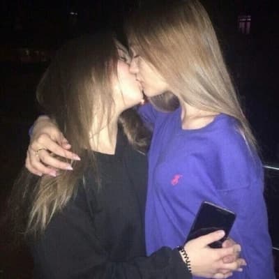 Emily Carter thumbnail