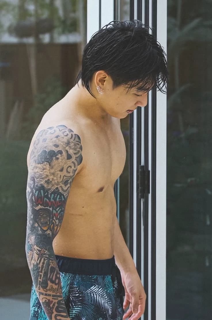 Jeon Jungkook thumbnail