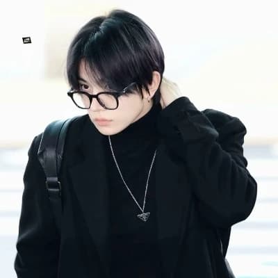 Lee Heeseung thumbnail