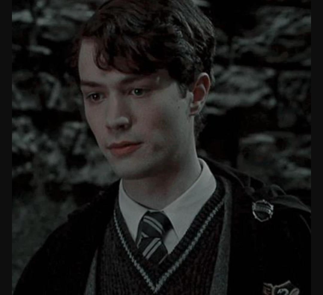 Tom Marvolo Riddle "Lord Voldemort" thumbnail