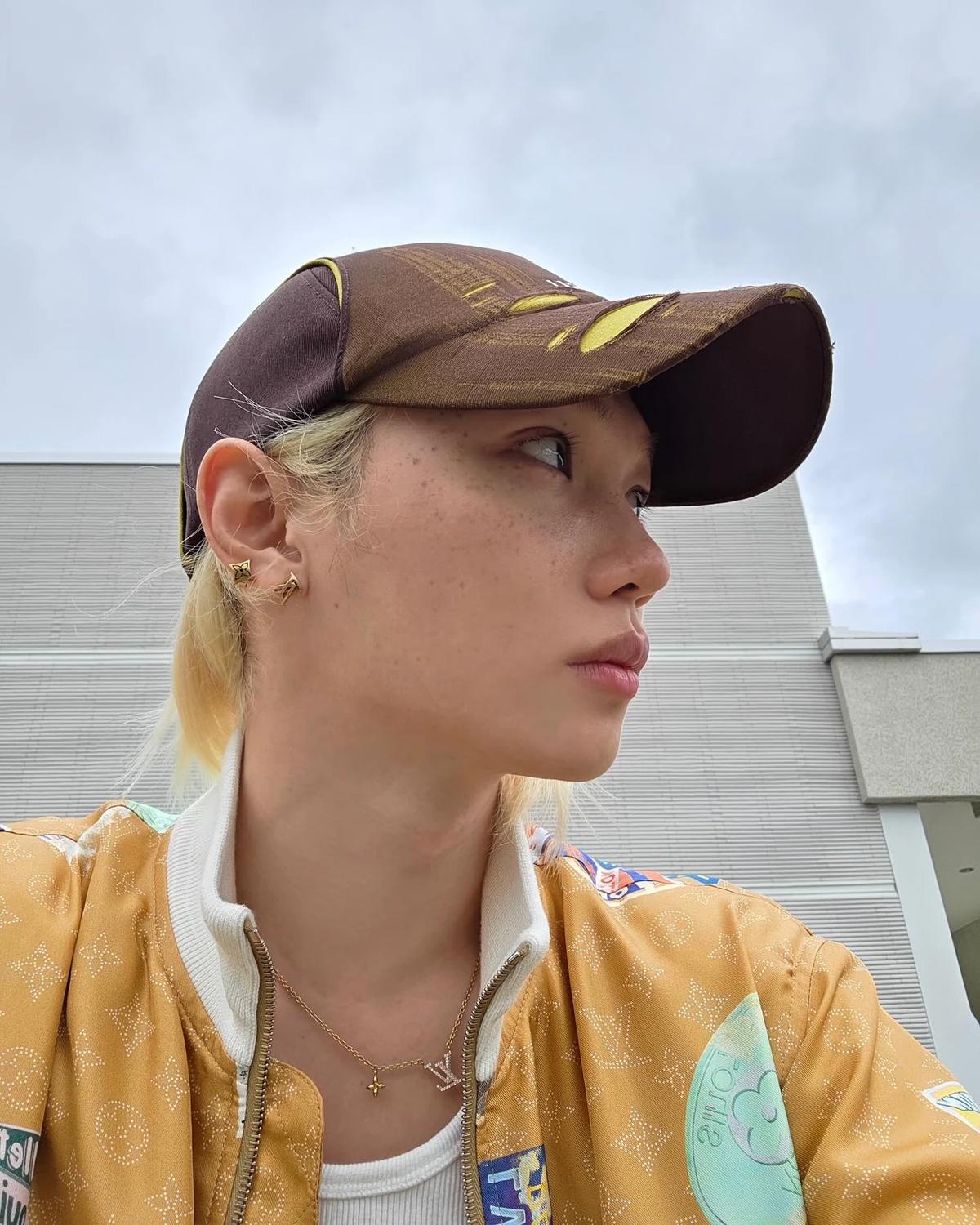 Lee Yongbok thumbnail