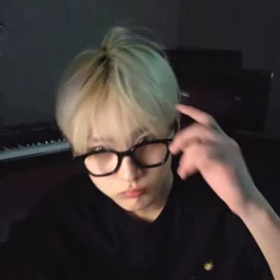 Yang Jungwon thumbnail