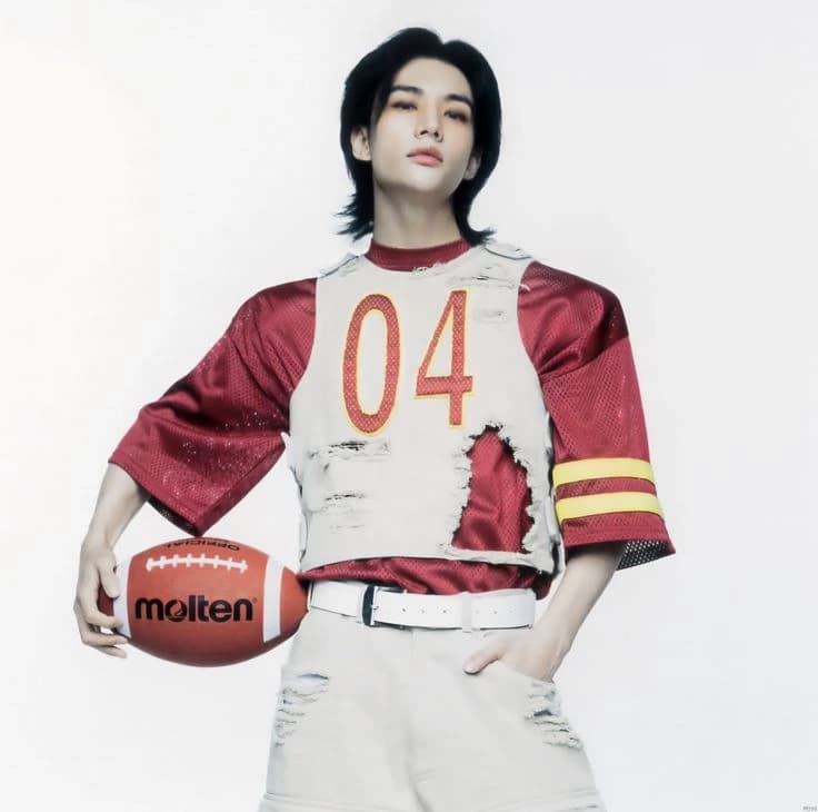 Hwang Hyunjin thumbnail