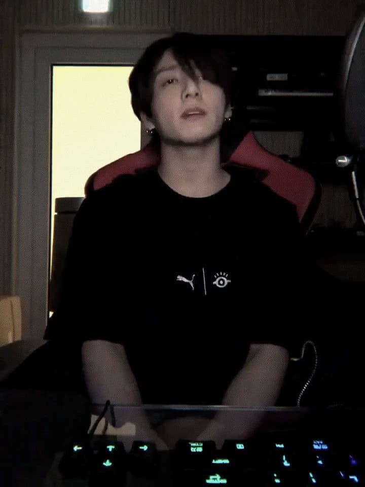 Jungkook thumbnail