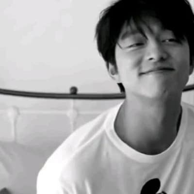 Gong Yoo thumbnail