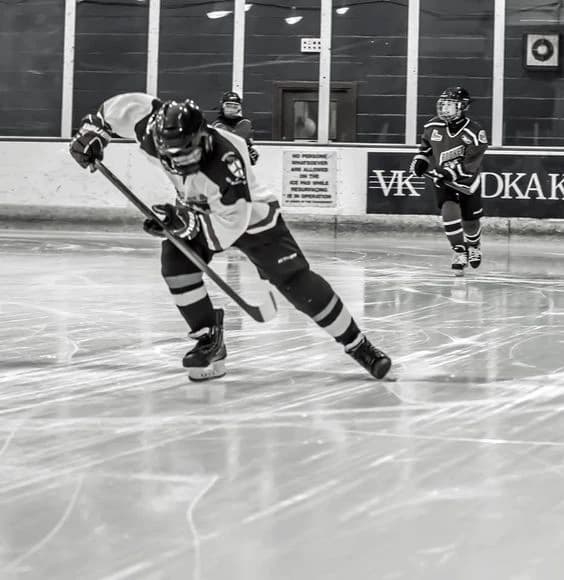 Hockey Player 🏑 - Vicent thumbnail