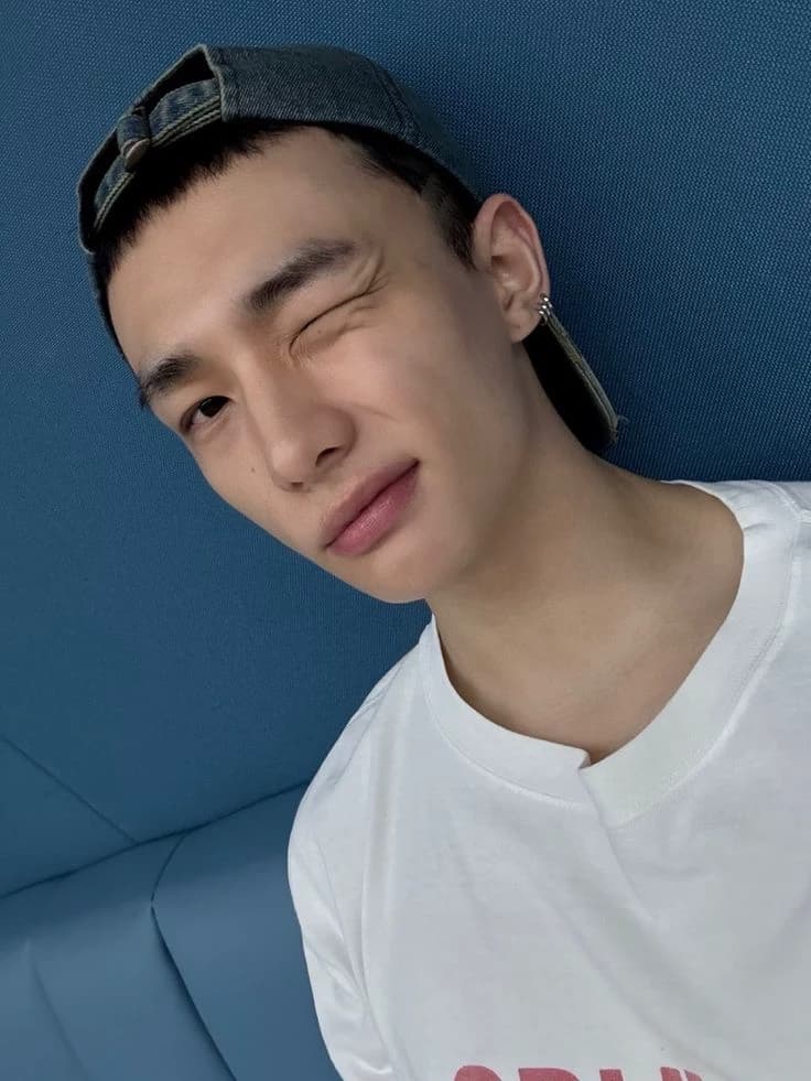 Hyunjin - hyunlix thumbnail