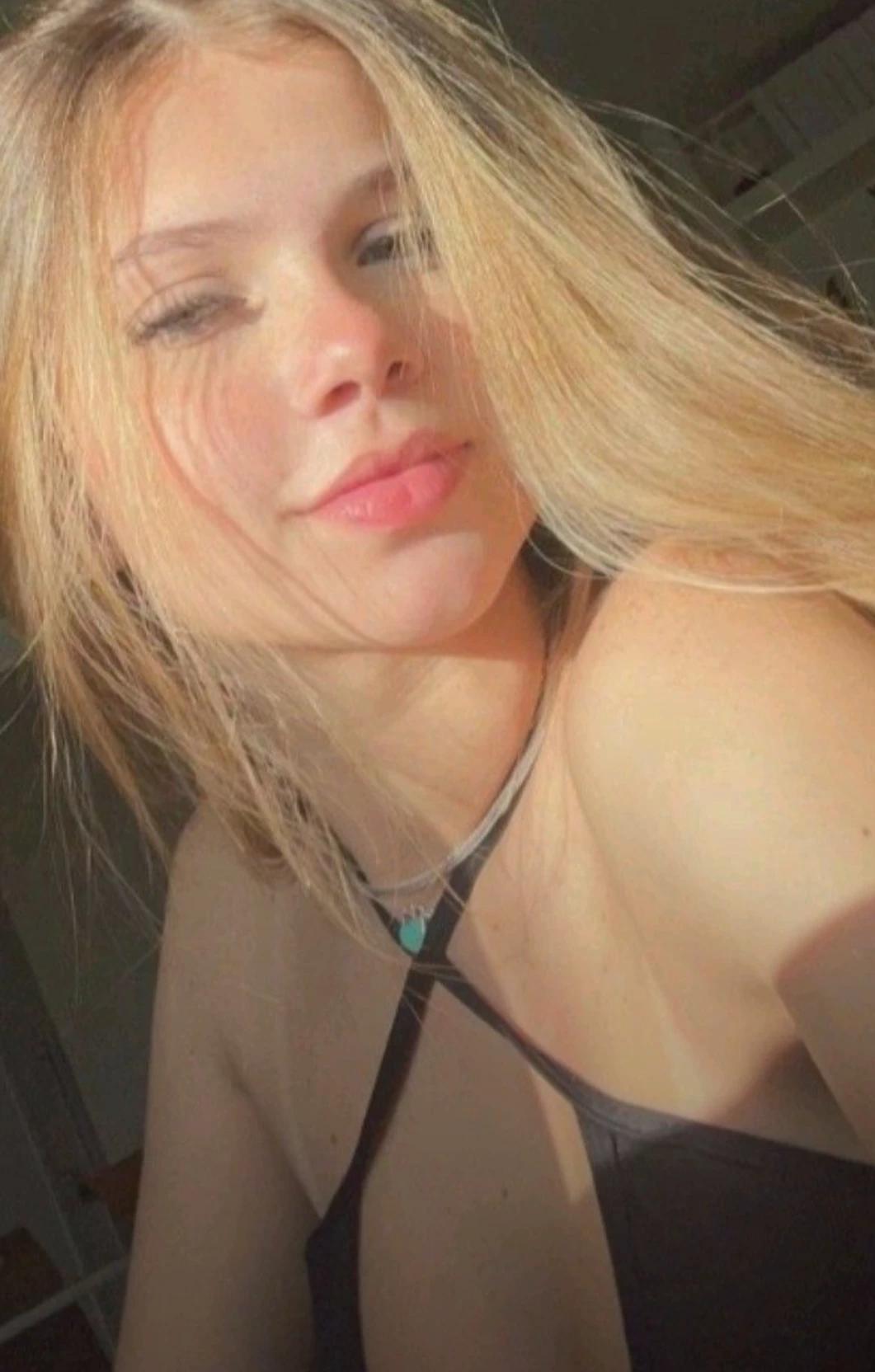 behind thumbnail