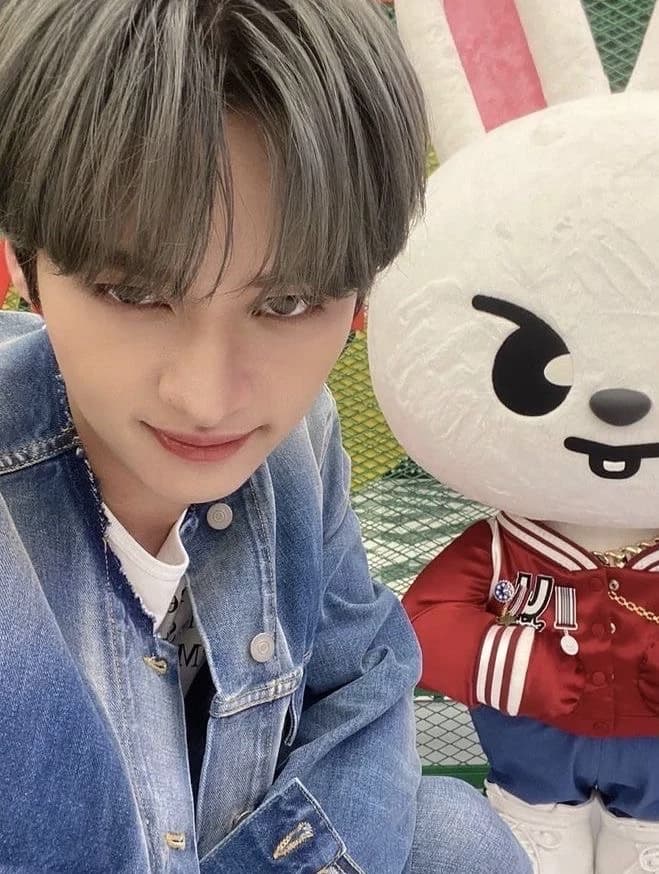 lee know thumbnail
