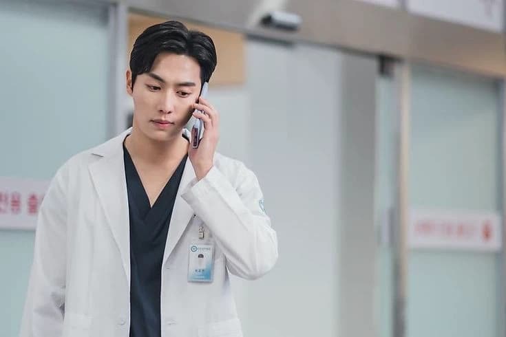Kwon Hwa-woon thumbnail