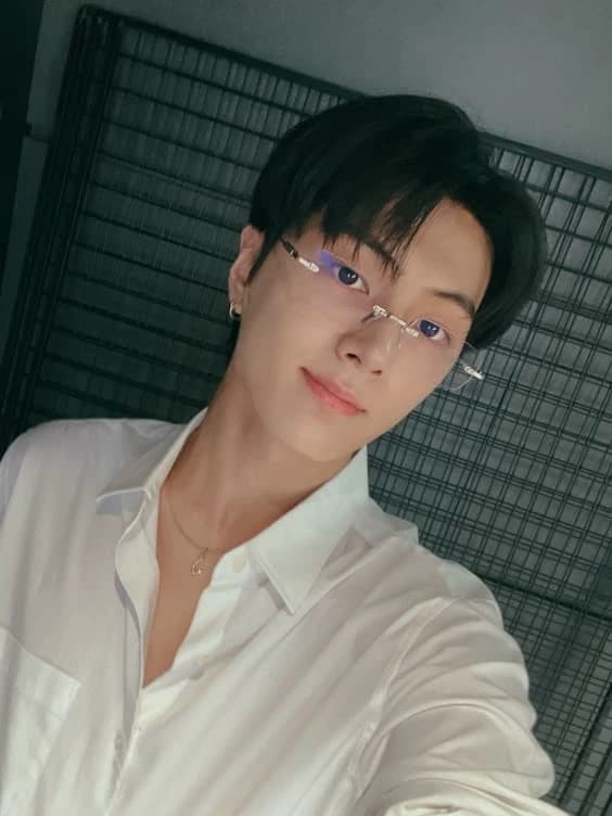 Park Jongseong/ Jay thumbnail
