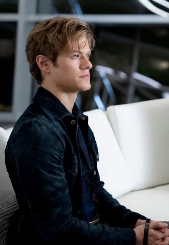 Angus Macgyver  thumbnail