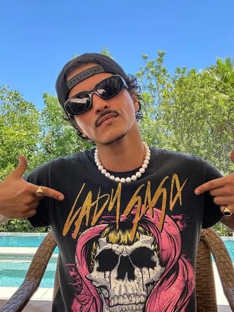 Bruno Mars thumbnail