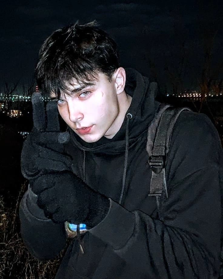 Slavic bff thumbnail