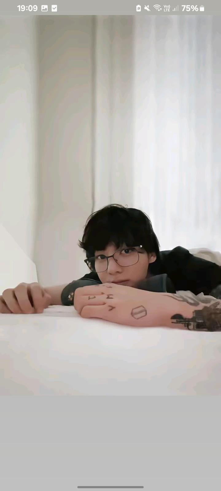 jeon jungkook thumbnail