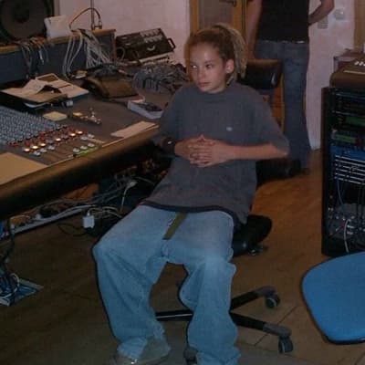 𝓑𝓾𝓵𝓵𝓲𝓮𝓭~Tom Kaulitz (2003) thumbnail