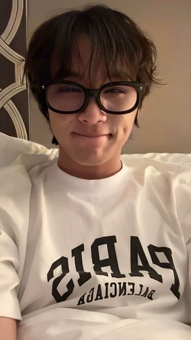 Lee Haechan thumbnail
