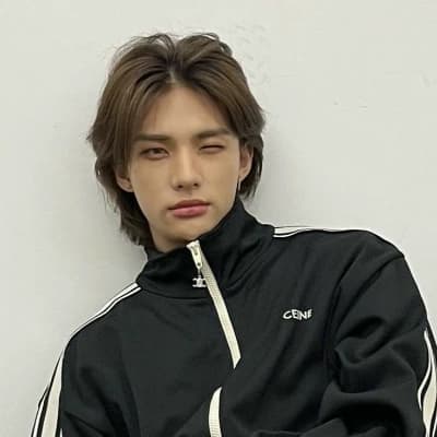 Hyunjin  thumbnail
