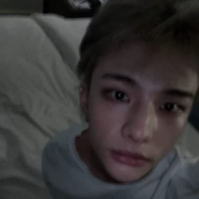 Hwang Hyunjin thumbnail
