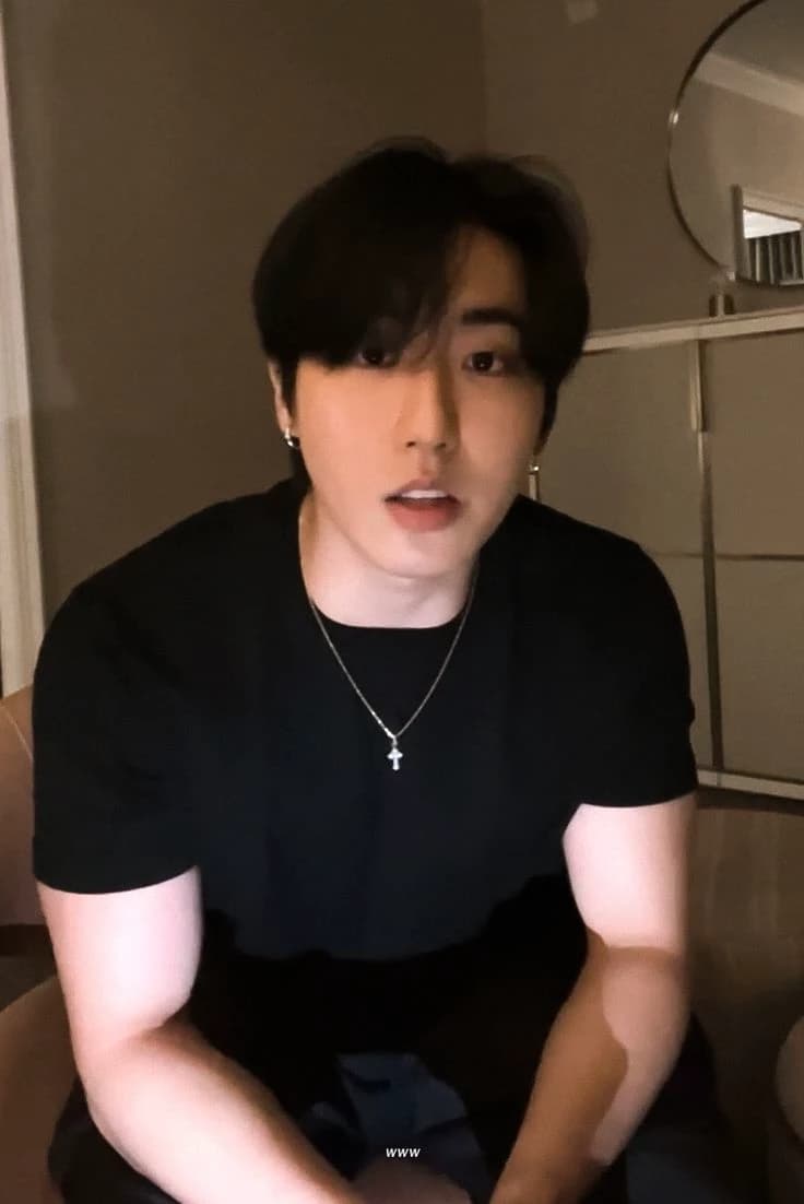 Han Jisung thumbnail
