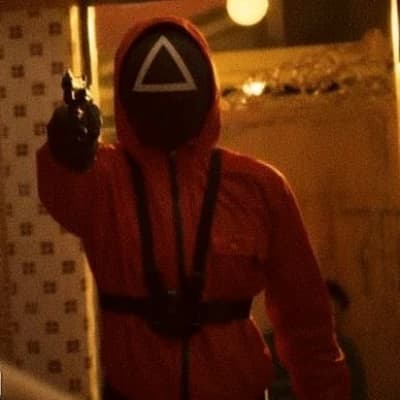 Guard Triangle (017) thumbnail