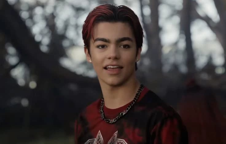 Victor Vampire (Zombies 4) thumbnail