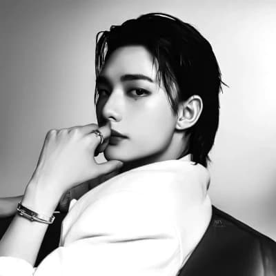 Hwang Hyunjin thumbnail