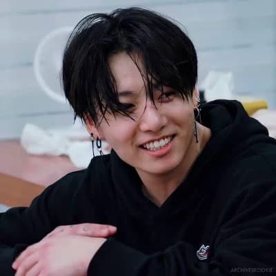 Jeon Jungkook thumbnail