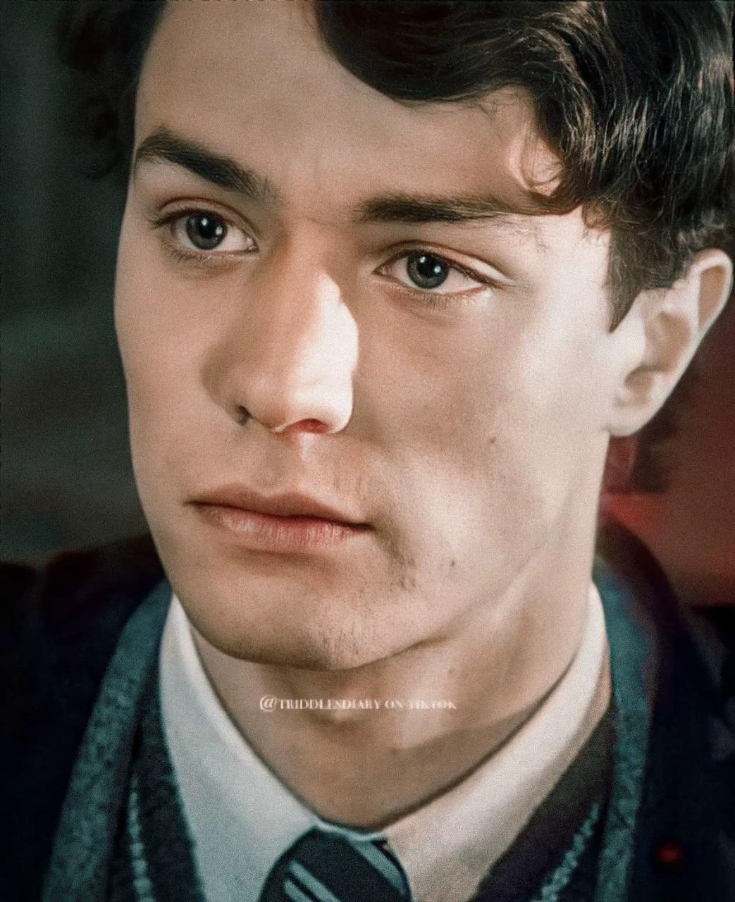Tom Riddle thumbnail