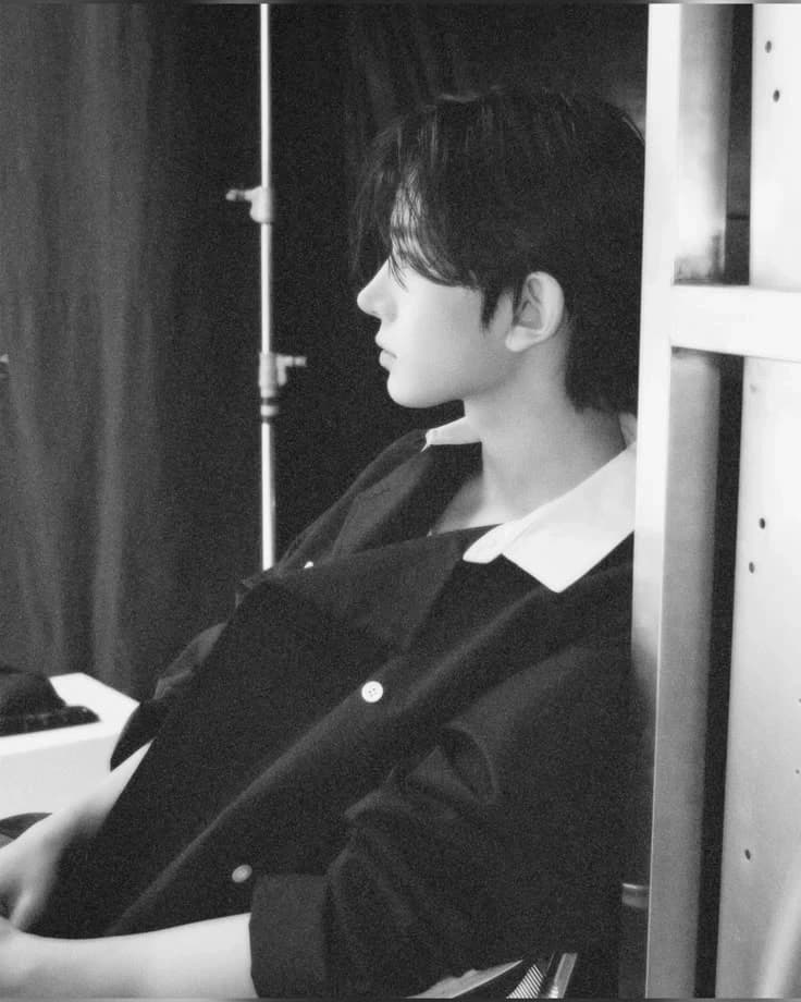 Lee Heeseung thumbnail