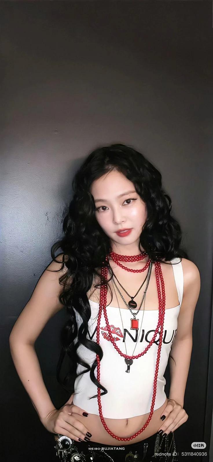 Jennie thumbnail