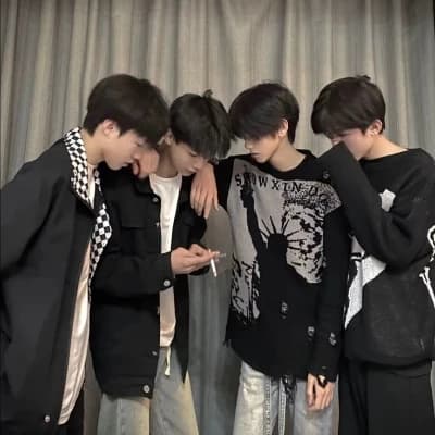 Friends group thumbnail