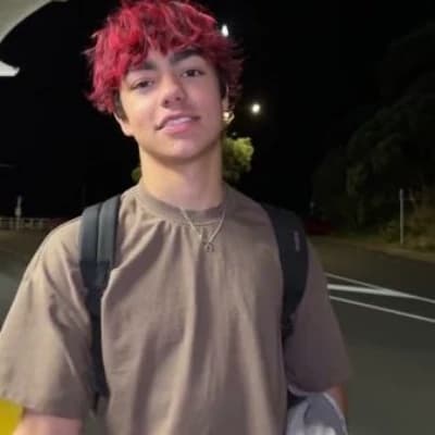 Víctor (Malachi Barton) thumbnail