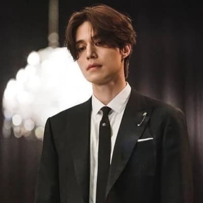 Lee Dong Wook thumbnail